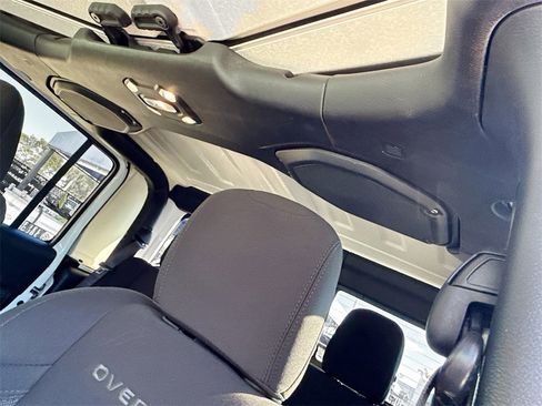 Used 2023 Jeep Gladiator Overland image 20
