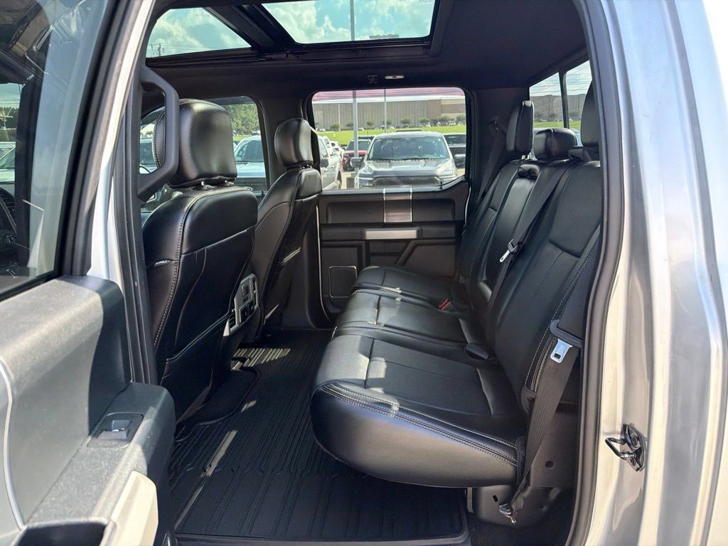 Used 2018 Ford F150 Lariat w/ Equipment Group 502A Luxury AWD/4WD image 12