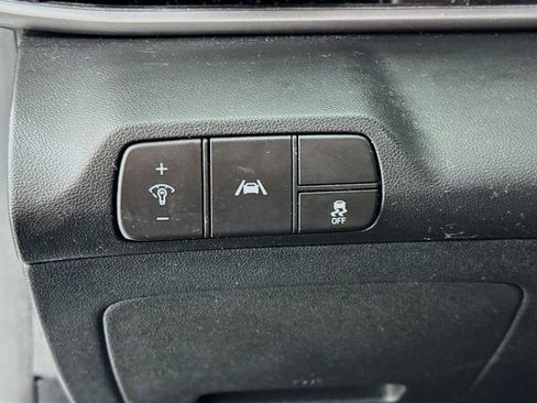 Certified 2023 Hyundai Elantra SEL image 10