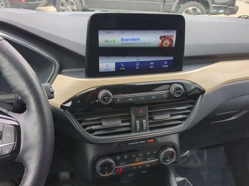 Used 2022 Ford Escape Titanium w/ Titanium Elite Package image 27