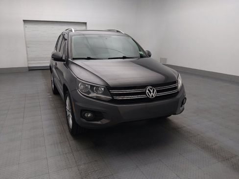 Used 2015 Volkswagen Tiguan SEL FWD image 14