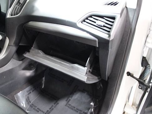 Used 2022 Ford Edge SEL image 25