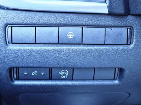 Certified 2023 Nissan Rogue SV image 20