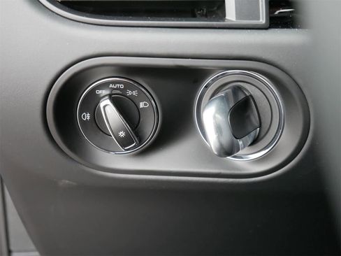 New 2025 Porsche Macan S image 15