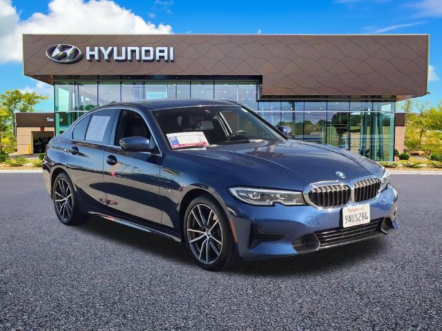 Used 2022 BMW 330e RWD image 2
