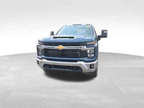 Used 2025 Chevrolet Silverado 2500 LT w/ All Star Edition image 9