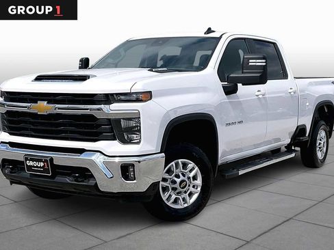 Used 2025 Chevrolet Silverado 2500 LT w/ Convenience Package image 1