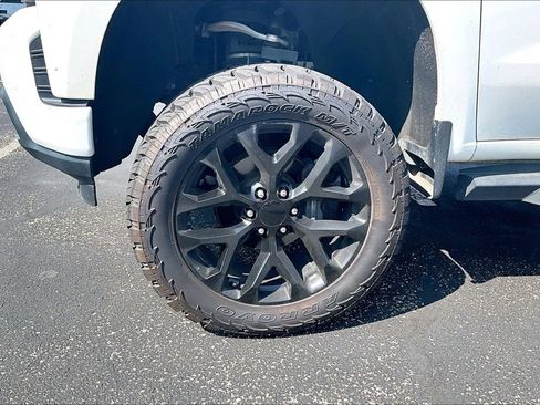 Used 2019 Chevrolet Silverado 1500 RST w/ All-Star Edition AWD/4WD image 4