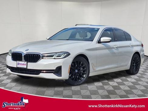 Used 2022 BMW 530i xDrive AWD/4WD image 1