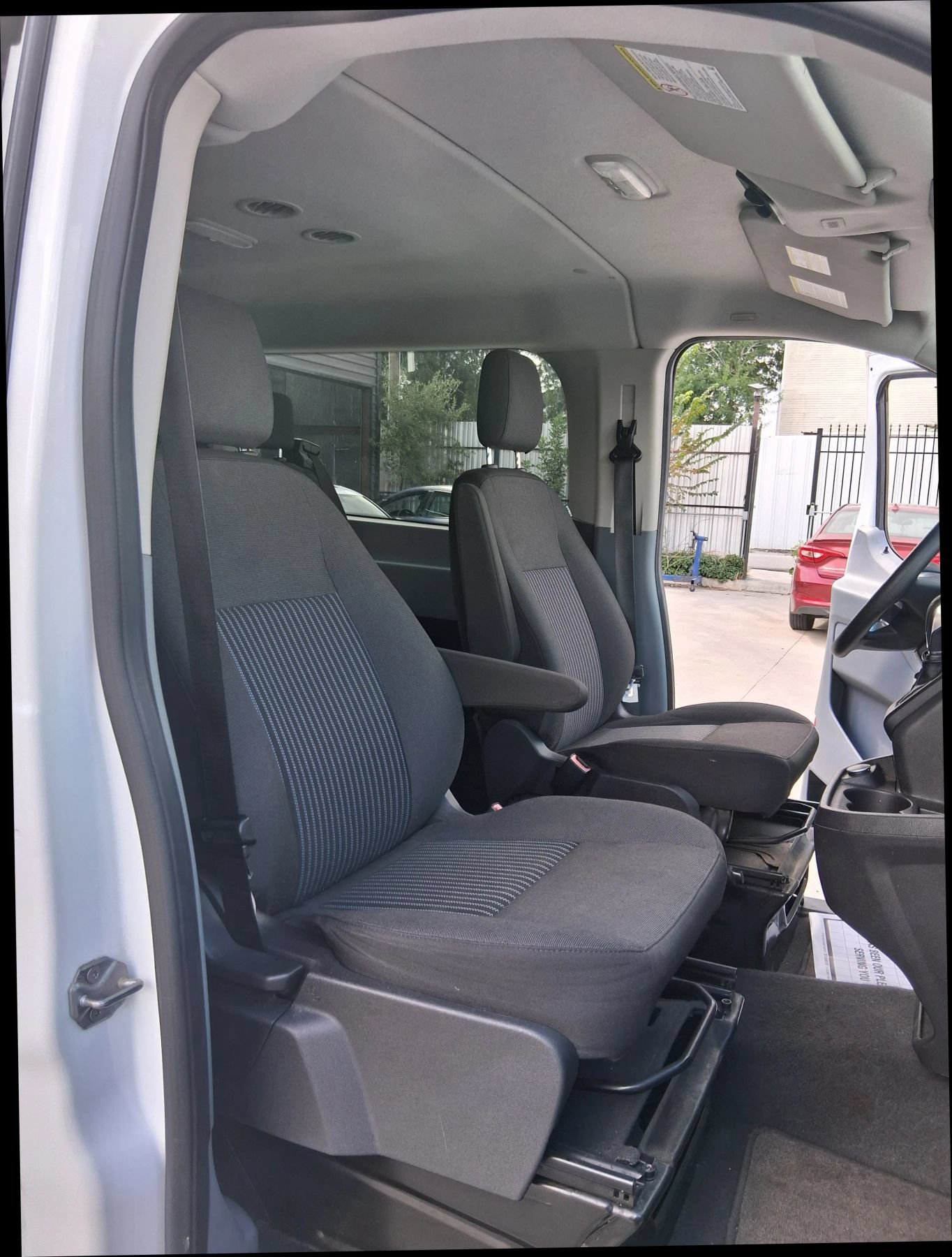 Used 2018 Ford Transit 350 XL RWD image 35