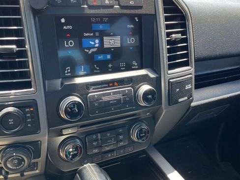 Used 2017 Ford F150 Raptor w/ Equipment Group 802A Luxury AWD/4WD image 15