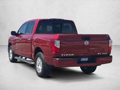Used 2017 Nissan Titan SV AWD/4WD image 8