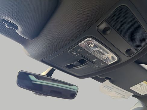 Used 2018 Audi Q3 2.0T Premium image 21