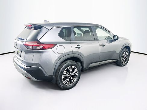 Used 2023 Nissan Rogue SV image 9