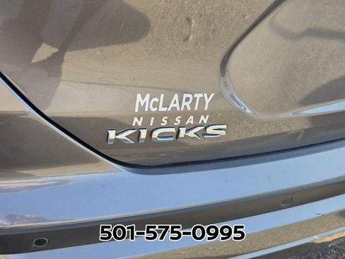 Used 2025 Nissan Kicks Play S FWD image 11