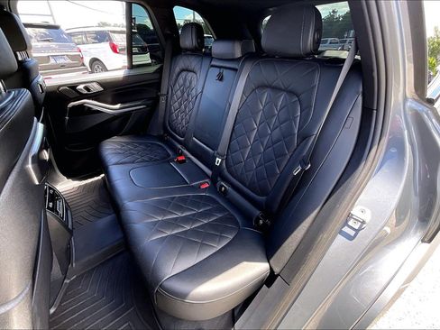 Used 2024 BMW X5 xDrive50e w/ M Sport Package AWD/4WD image 25