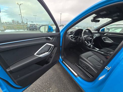 Used 2023 Audi Q3 2.0T Premium image 12