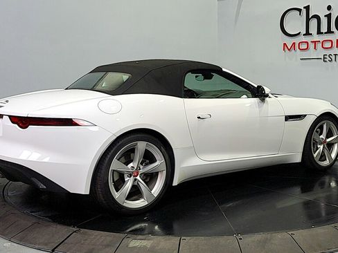 Used 2018 Jaguar F-TYPE Convertible image 12