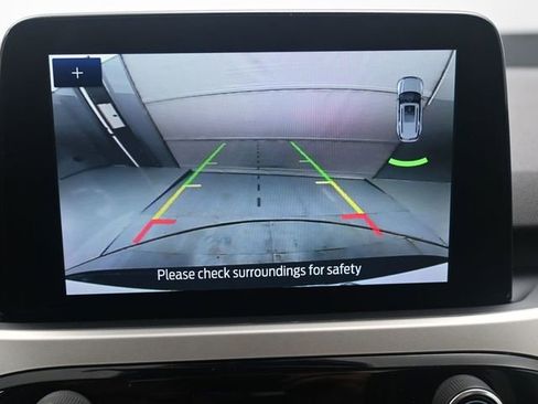 Used 2020 Ford Escape SEL image 18