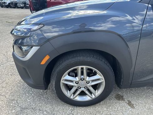 Used 2022 Hyundai Kona SE FWD image 35