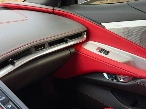 Used 2020 Chevrolet Corvette Stingray Preferred Cpe w/ 2LT Preferred Equipment Group image 25