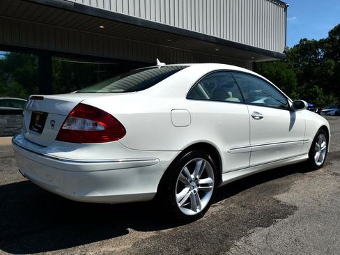 Used 2007 Mercedes-Benz CLK 350 2dr Coupe 3.5L image 89