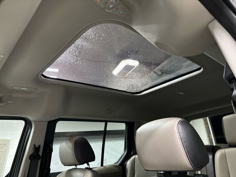 Used 2016 Ford Transit Connect Titanium image 22