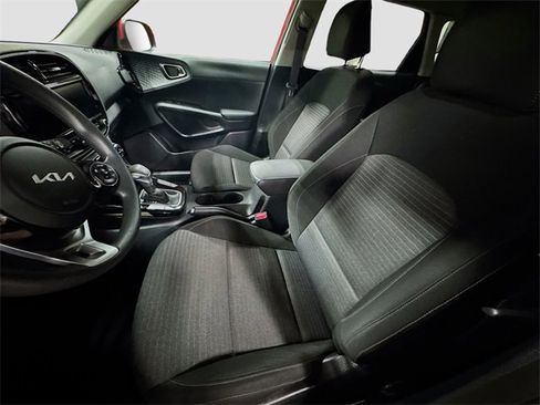 Used 2022 Kia Soul S image 15