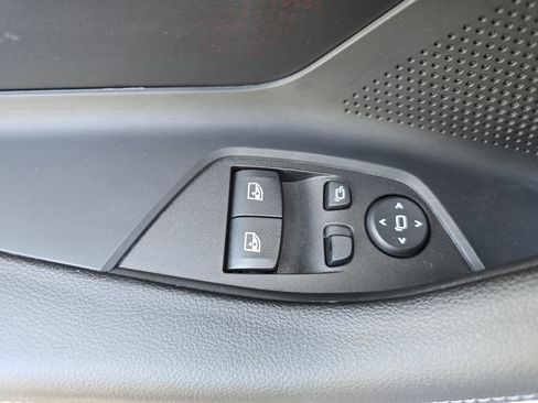 Used 2024 BMW 230i Coupe image 29