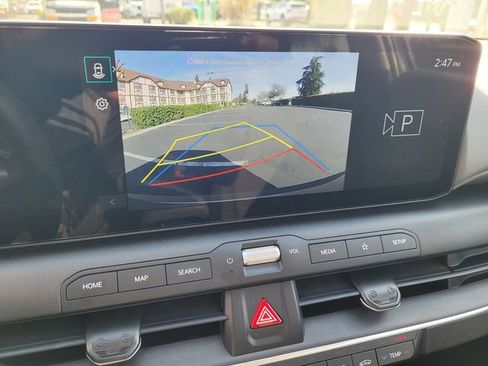 Used 2025 Kia K4 FWD image 18