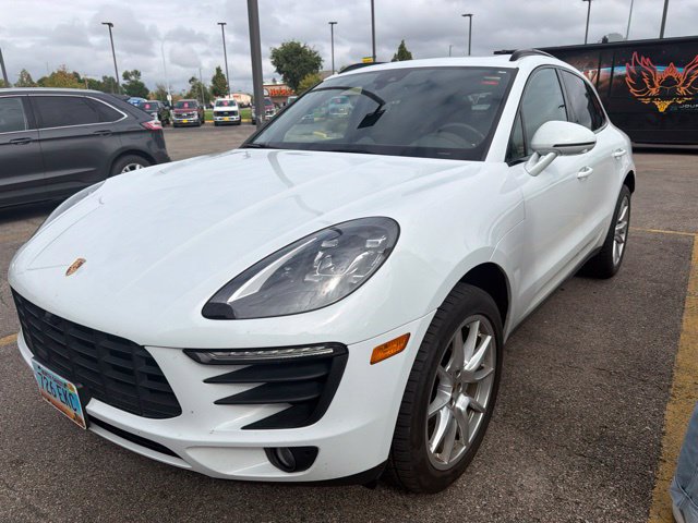 Used 2017 Porsche Macan S AWD/4WD image 3
