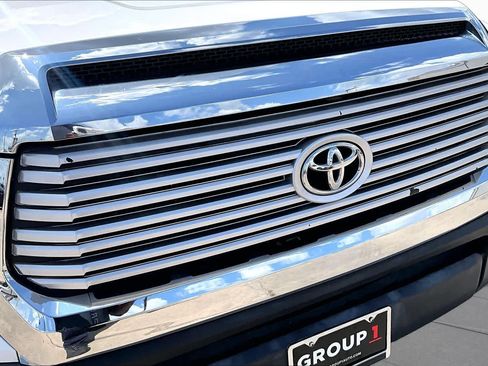 Used 2017 Toyota Tundra Limited w/ Limited Premium Package AWD/4WD image 30