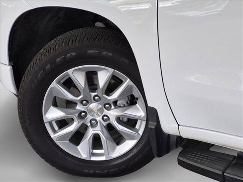 Used 2023 Chevrolet Silverado 1500 Custom RWD image 8