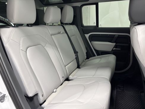 Used 2026 Land Rover Defender 110 S AWD/4WD image 38