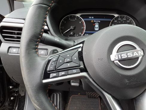 Used 2023 Nissan Altima 2.0 SR FWD image 15