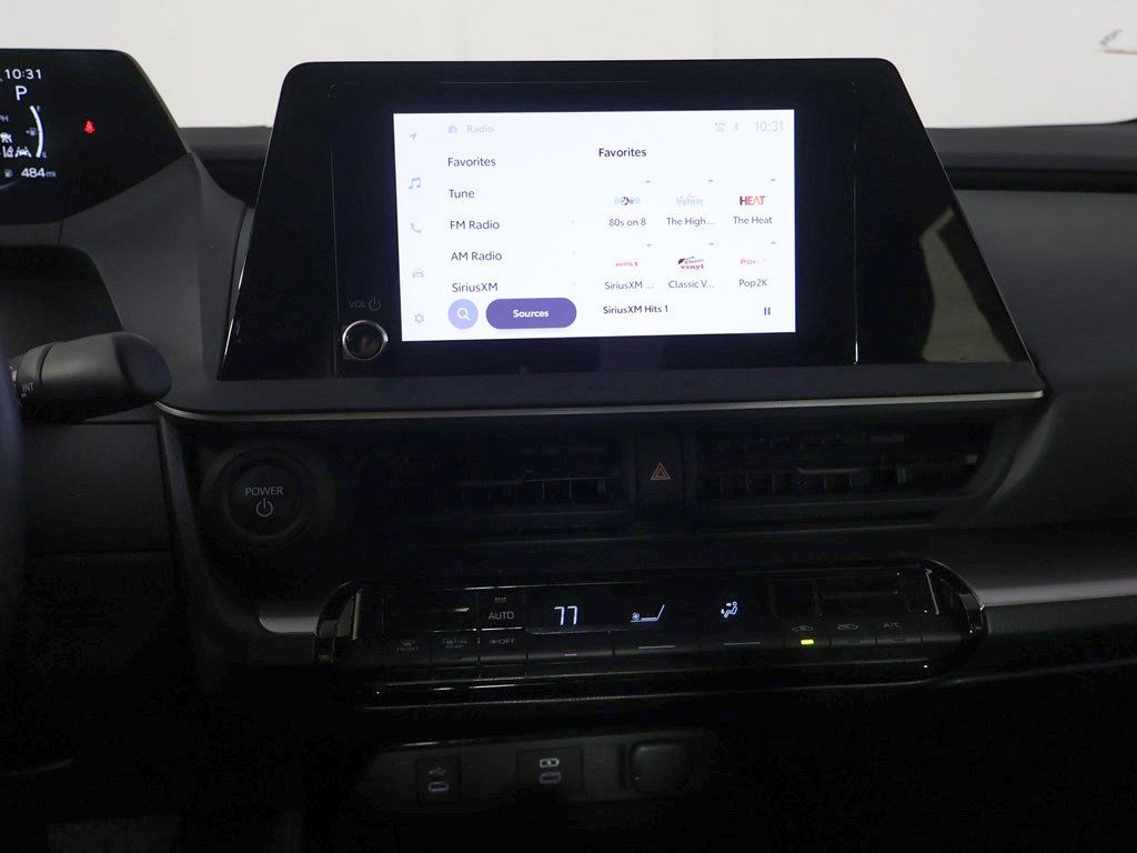 Used 2025 Toyota Prius LE FWD image 34
