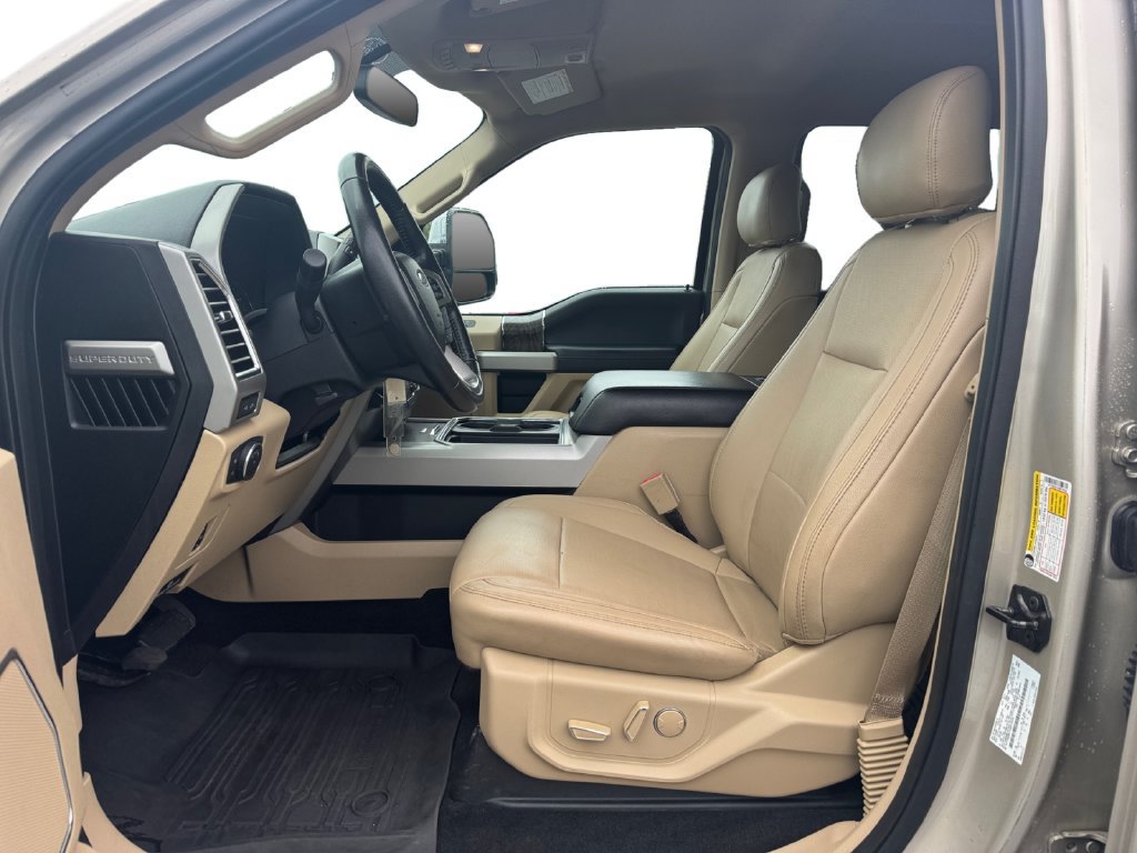 Used 2017 Ford F250 Lariat w/ Chrome Package AWD/4WD image 9