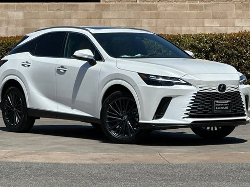 New 2026 Lexus RX 350 FWD image 2