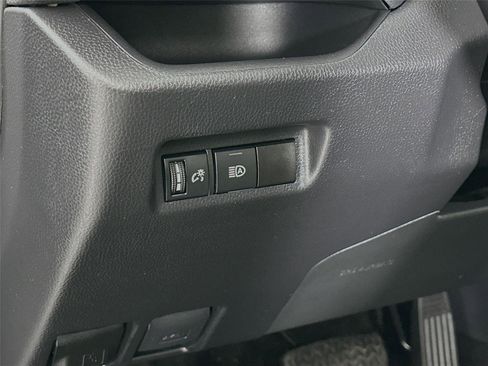 Certified 2025 Toyota RAV4 XLE AWD/4WD image 14