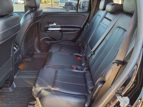 Used 2021 Mercedes-Benz GLB 250 image 16