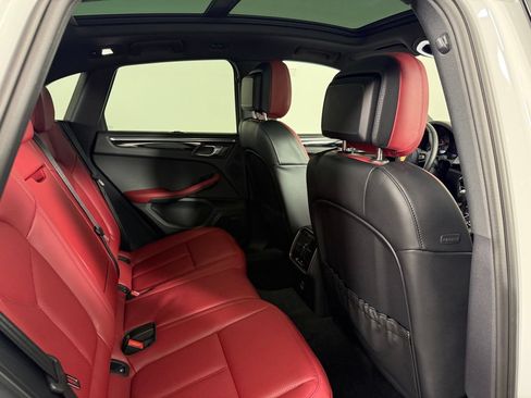 Certified 2026 Porsche Macan Turbo AWD/4WD image 17