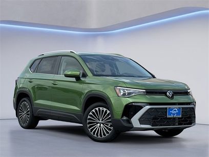 New 2025 Volkswagen Taos SE