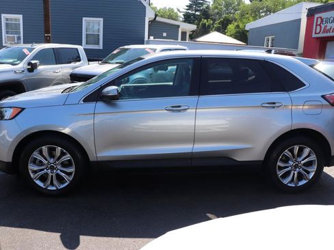 Used 2024 Ford Edge Titanium AWD/4WD image 2
