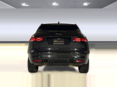 Used 2019 Jaguar F-PACE S AWD/4WD image 10