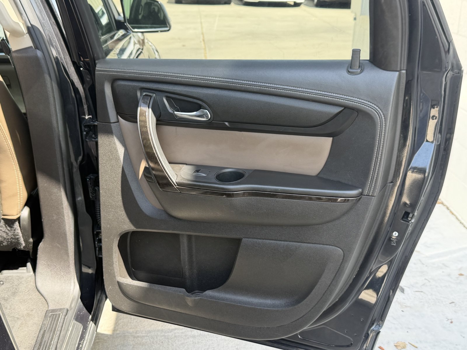 Used 2014 GMC Acadia SLT FWD image 34