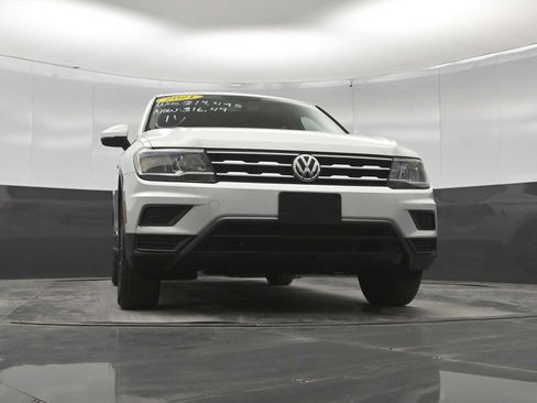 Used 2021 Volkswagen Tiguan SE w/ Panoramic Sunroof Package AWD/4WD image 30