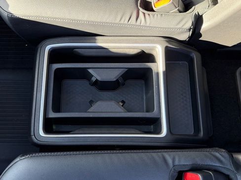 Used 2024 Toyota Grand Highlander Platinum image 10