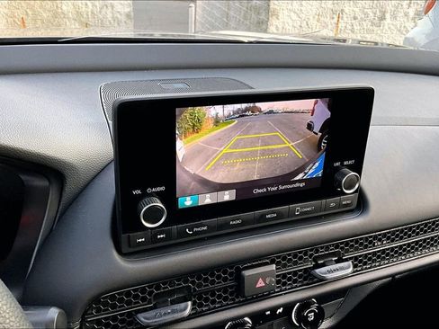 Used 2025 Honda HR-V LX image 13