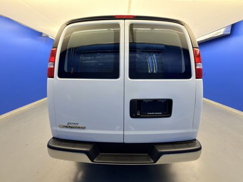 Used 2024 Chevrolet Express 2500 w/ Driver Convenience Package RWD image 6