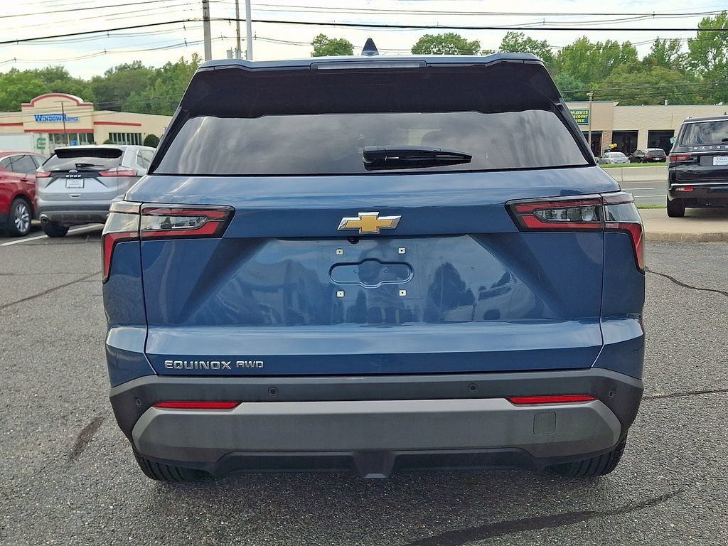 Certified 2025 Chevrolet Equinox LT AWD/4WD image 8